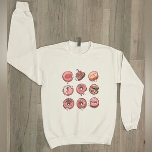 Hole lot of love Sweatshirt / Graphic Top ( Vintage Feel ) size S